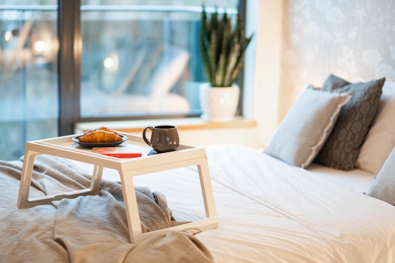 2 Bedroom Apt, 2 Garage Spots & Balconies, Self Check-In, By Cohost Druskininkai Bagian luar foto