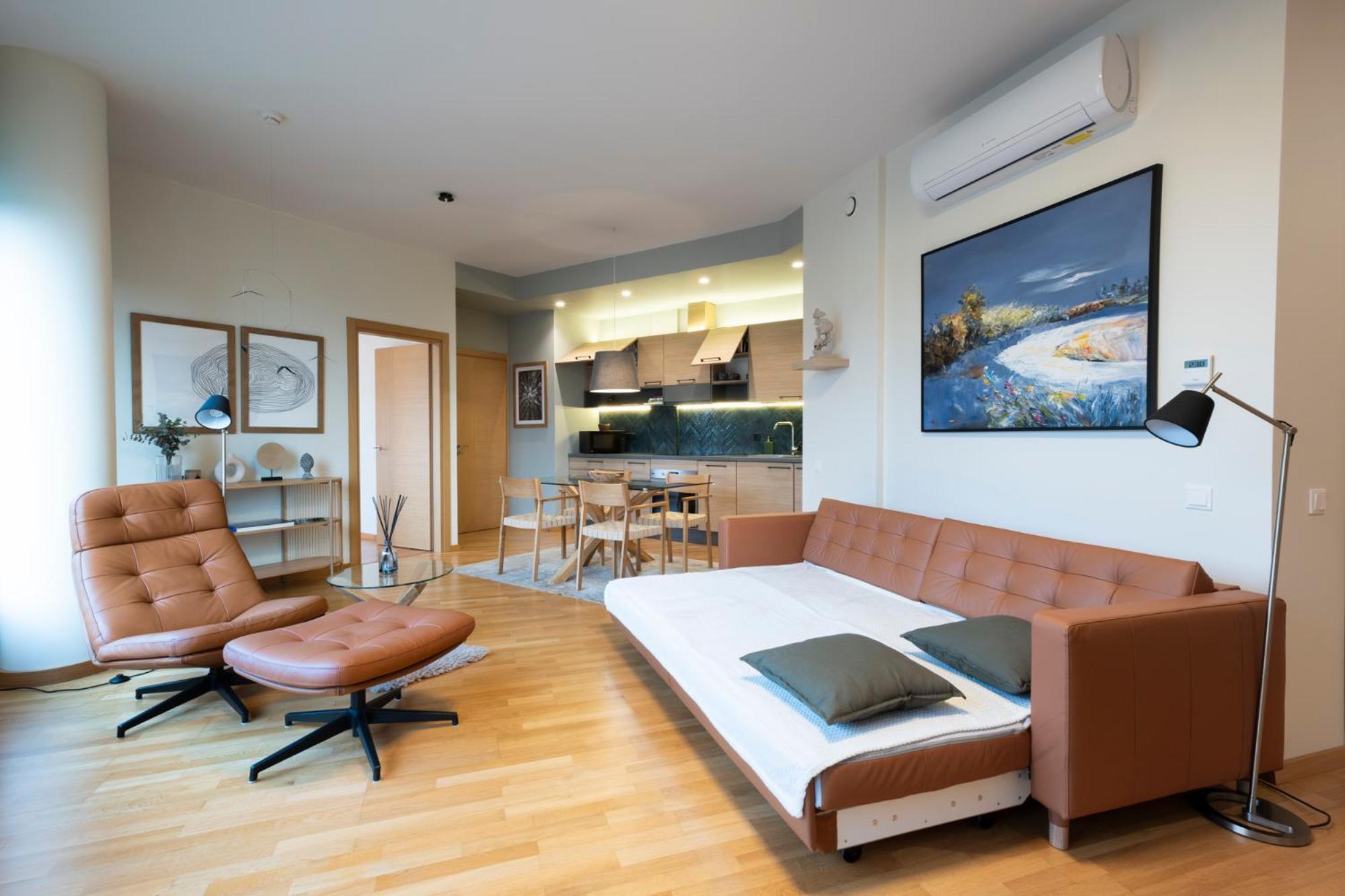 2 Bedroom Apt, 2 Garage Spots & Balconies, Self Check-In, By Cohost Druskininkai Bagian luar foto