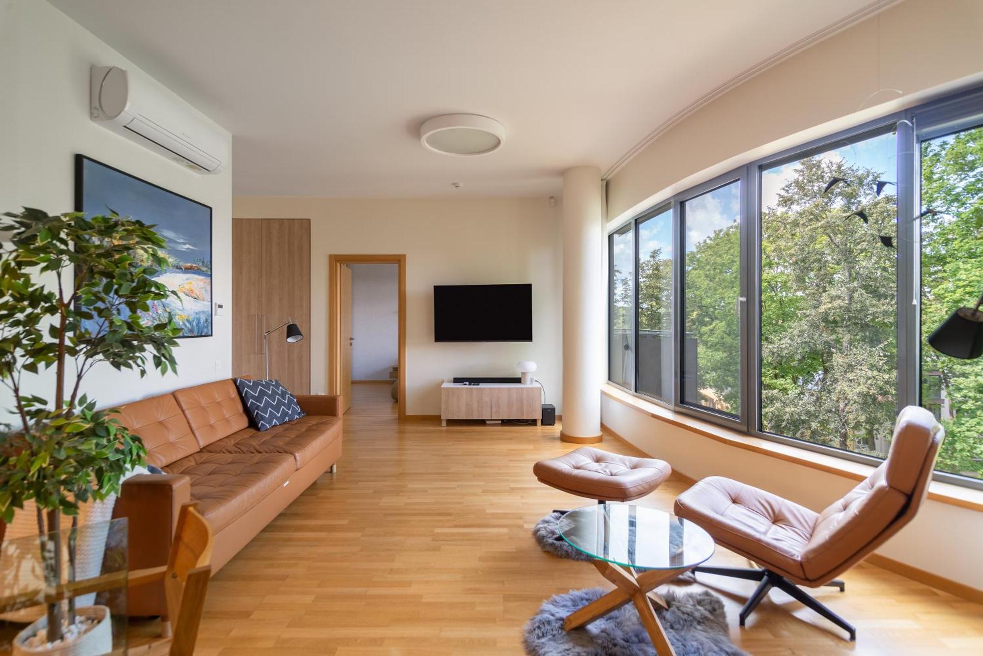 2 Bedroom Apt, 2 Garage Spots & Balconies, Self Check-In, By Cohost Druskininkai Bagian luar foto