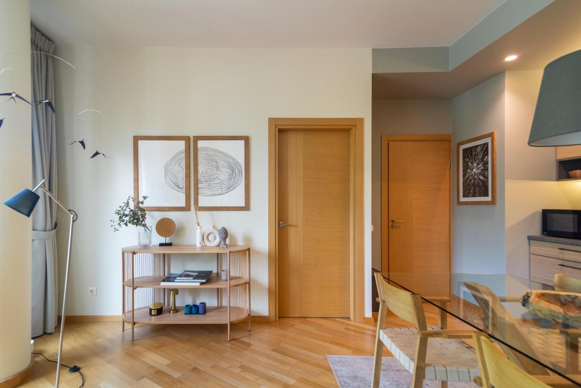 2 Bedroom Apt, 2 Garage Spots & Balconies, Self Check-In, By Cohost Druskininkai Bagian luar foto