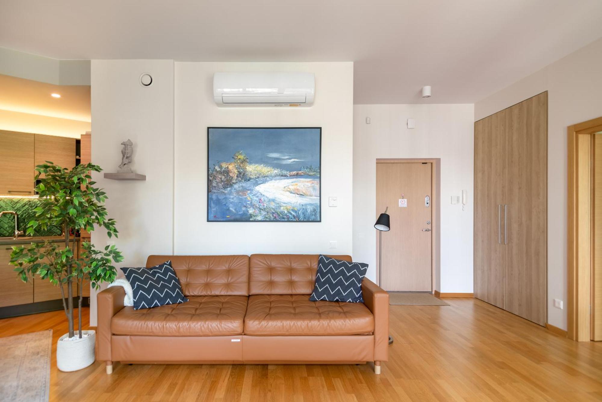 2 Bedroom Apt, 2 Garage Spots & Balconies, Self Check-In, By Cohost Druskininkai Bagian luar foto